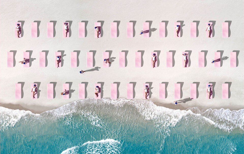 Fig.1 José A. Gandia Blasco, Pablo Girones, 356, lettini da sole, Diabla, 2018